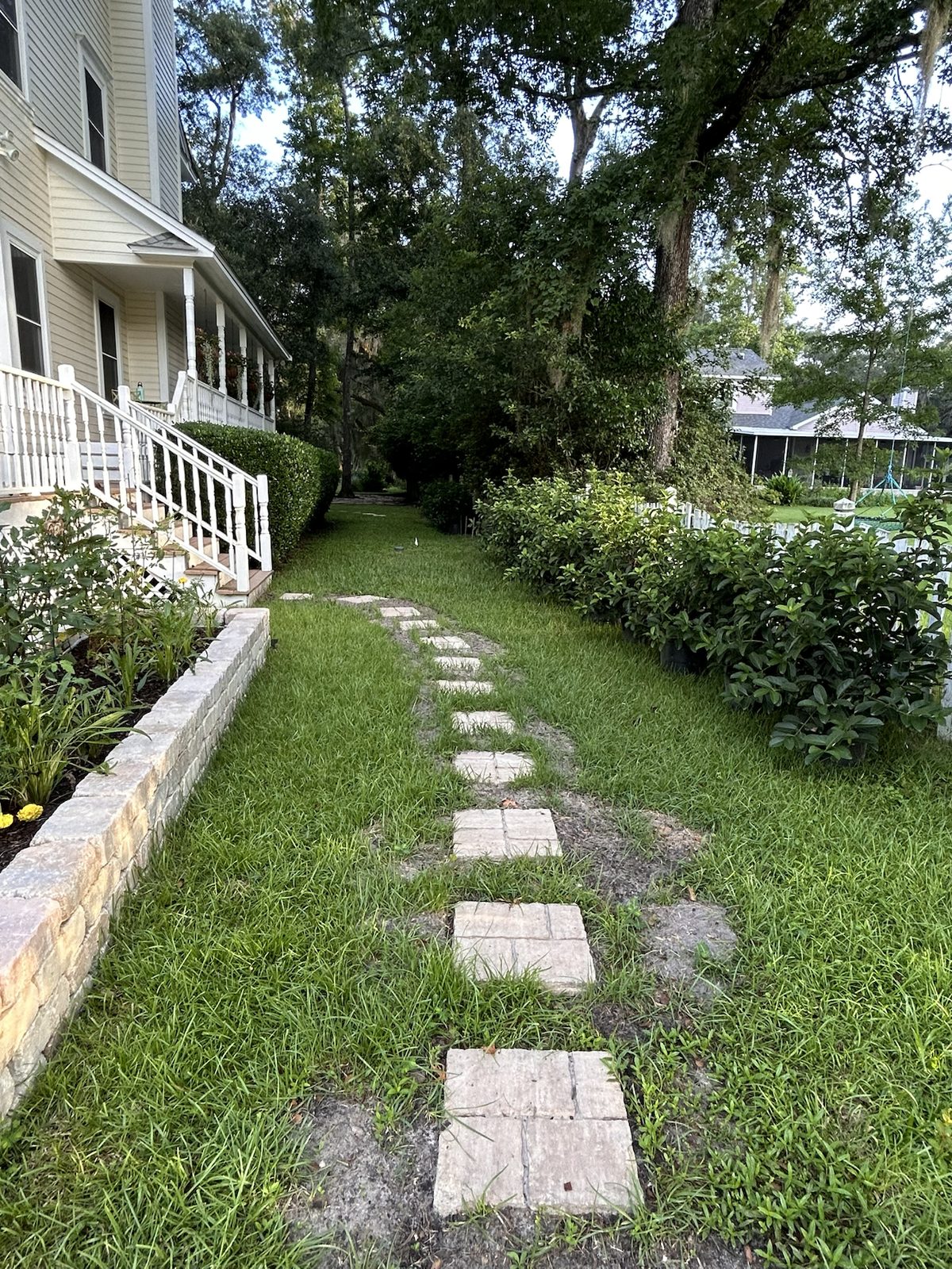 The Shady Alley, current view